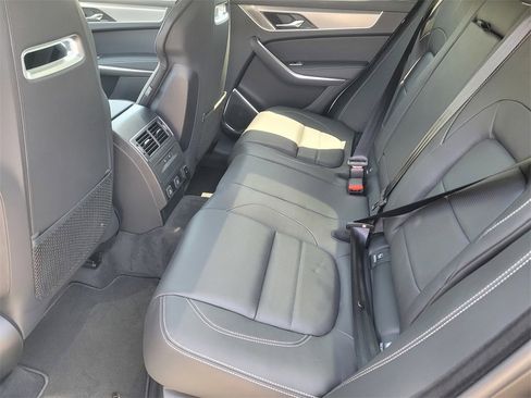 New 2026 Jaguar F-PACE R-Dynamic S image 7