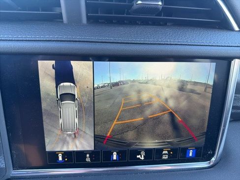 Used 2023 GMC Yukon Denali image 23