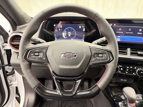 New 2026 Chevrolet Trax RS w/ Sunroof Package image 28