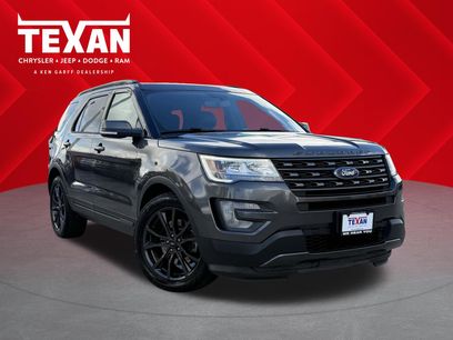 Used 2017 Ford Explorer XLT w/ Equipment Group 202A