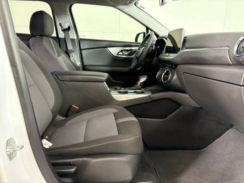 Used 2025 Chevrolet Blazer LT image 15