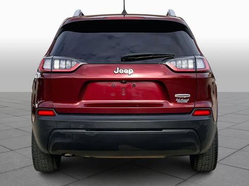 Used 2019 Jeep Cherokee Latitude w/ Popular Appearance Group image 5