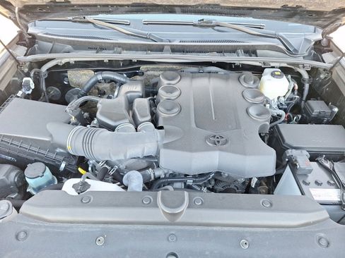 Used 2024 Toyota 4Runner SR5 Premium image 31