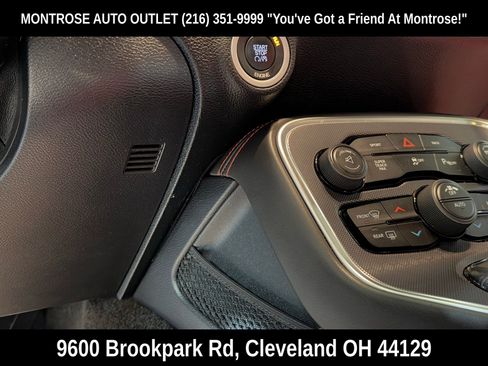 Used 2015 Dodge Challenger R/T Plus image 24