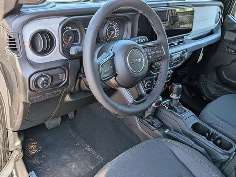 New 2026 Jeep Gladiator Sport AWD/4WD image 14
