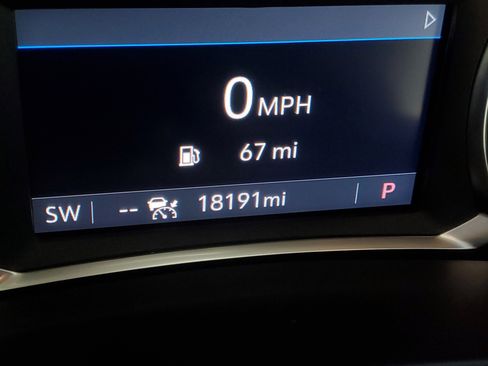 Used 2024 Chevrolet Equinox RS w/ RS Leather Package image 24