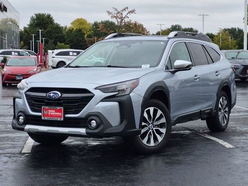 Used 2024 Subaru Outback Touring XT AWD/4WD image 2