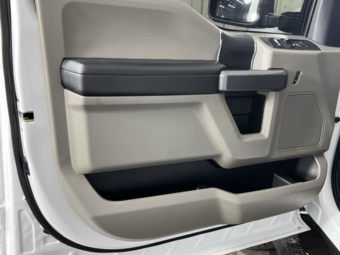 Used 2022 Ford F350 XLT w/ XLT Value Package AWD/4WD image 15