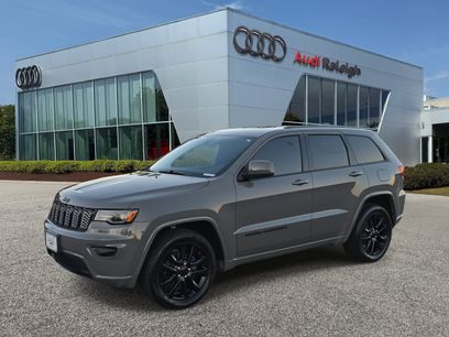 Used 2020 Jeep Grand Cherokee Altitude