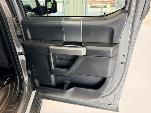 Used 2020 Ford F150 XLT w/ Equipment Group 302A Luxury AWD/4WD image 19