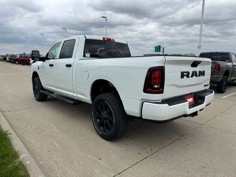 New 2026 RAM 2500 Tradesman AWD/4WD image 5