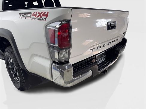 Used 2023 Toyota Tacoma 4x4 Double Cab image 19