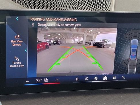 New 2025 BMW 330i Sedan w/ M Sport Package image 13