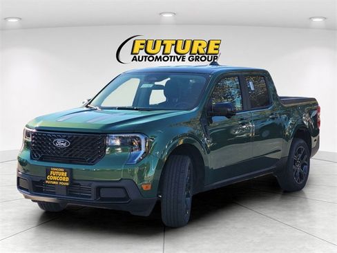 New 2025 Ford Maverick Lariat w/ Black Appearance Package image 2