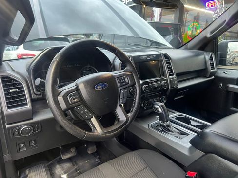 Used 2016 Ford F150 XLT w/ Equipment Group 302A Luxury image 28