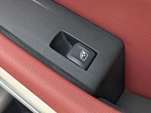 New 2026 BMW 330i NA w/ Convenience Package image 36