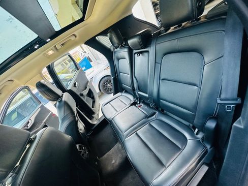 Used 2020 Ford Escape SEL FWD image 21