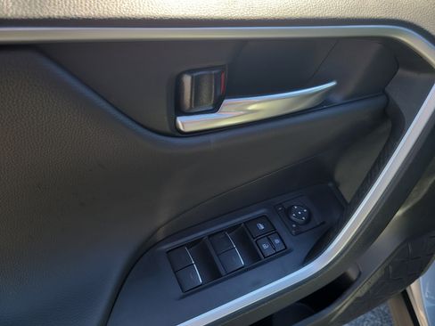 Used 2024 Toyota RAV4 XSE image 18