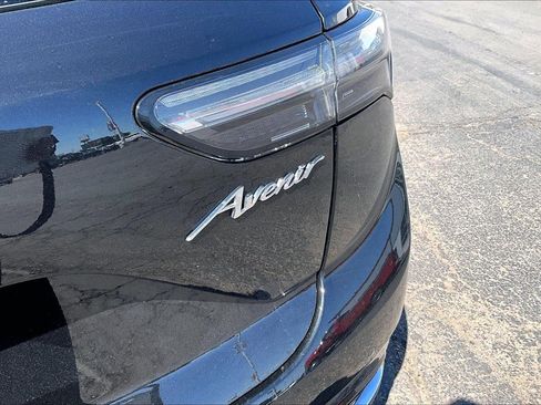 Used 2023 Buick Envision Avenir FWD image 6