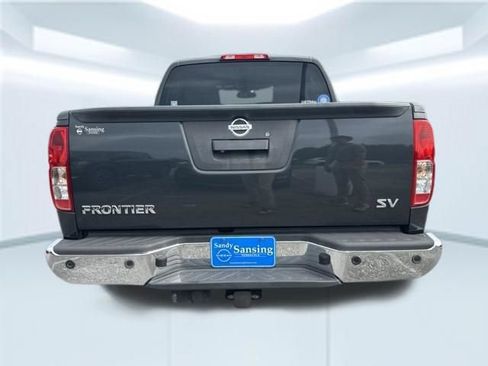 Used 2013 Nissan Frontier SV w/ SV Value Truck Pkg RWD image 7