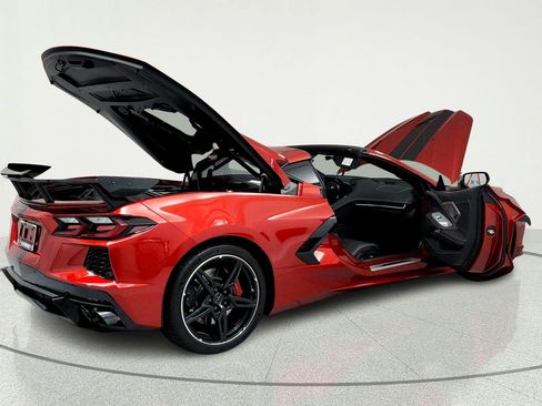 Used 2021 Chevrolet Corvette Stingray Preferred Cpe w/ Z51 Performance Package RWD image 12