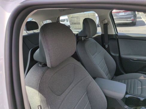 New 2025 Kia K4 GT-Line Turbo FWD image 43