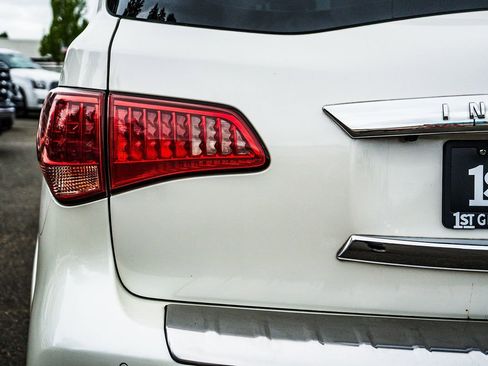 Used 2017 INFINITI QX80 4WD w/ Deluxe Technology Package image 10