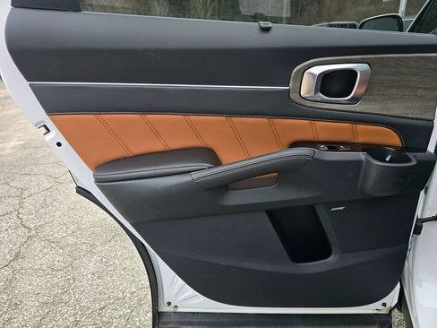 Used 2023 Kia Sorento SX Prestige image 46