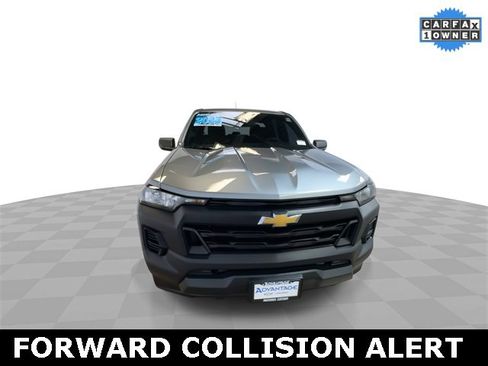 Used 2023 Chevrolet Colorado W/T image 3
