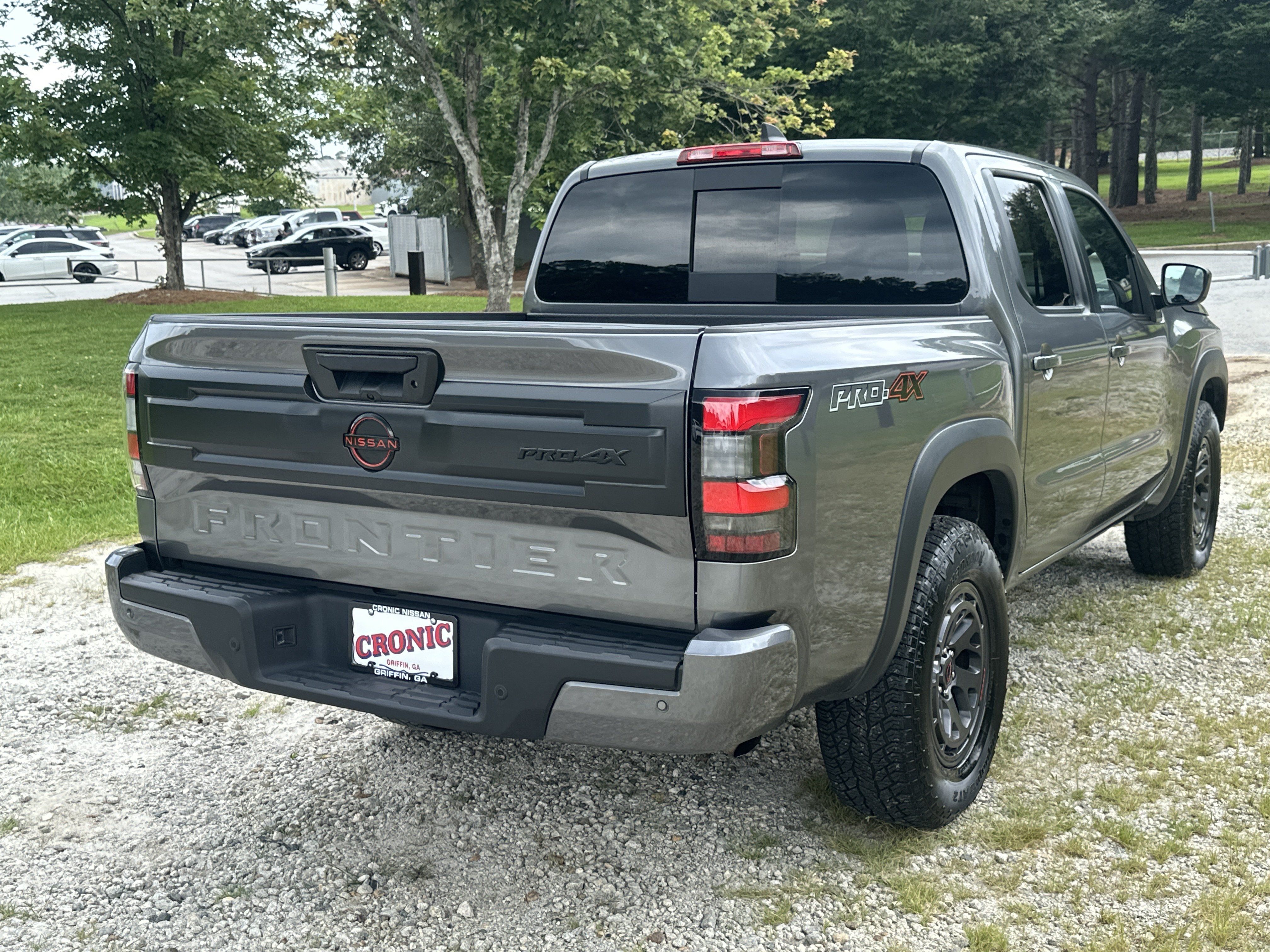 Used 2026 Nissan Frontier PRO-4X AWD/4WD image 5