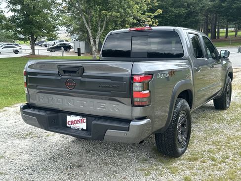 Used 2026 Nissan Frontier PRO-4X AWD/4WD image 5