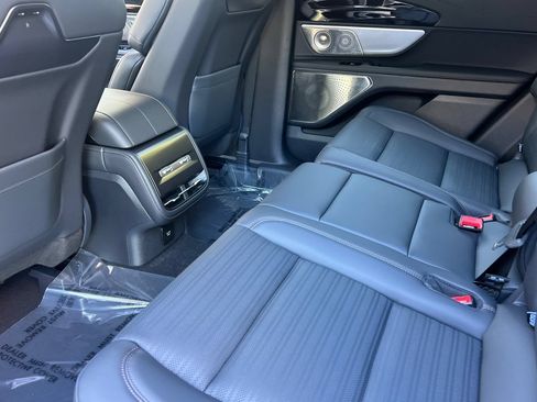 New 2026 Lincoln Nautilus Reserve AWD/4WD image 9