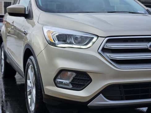 Used 2018 Ford Escape SEL image 8