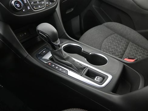 Used 2022 Chevrolet Equinox LT image 30