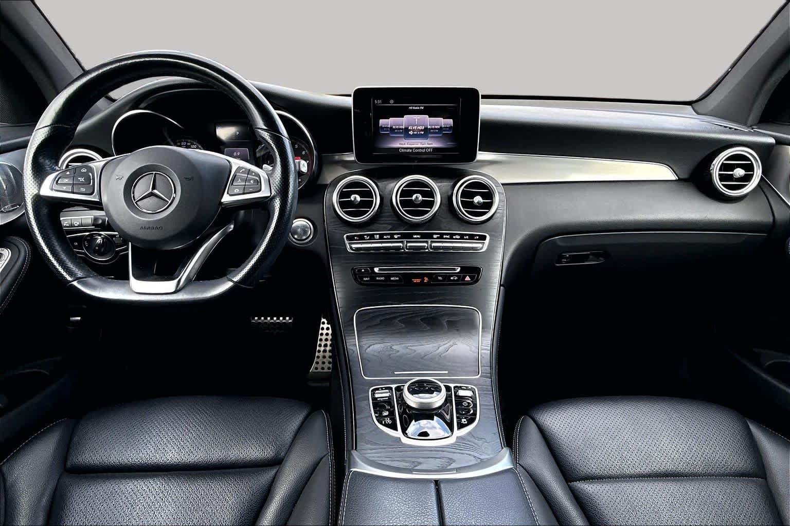 Used 2019 Mercedes-Benz GLC 300 4MATIC Coupe image 15