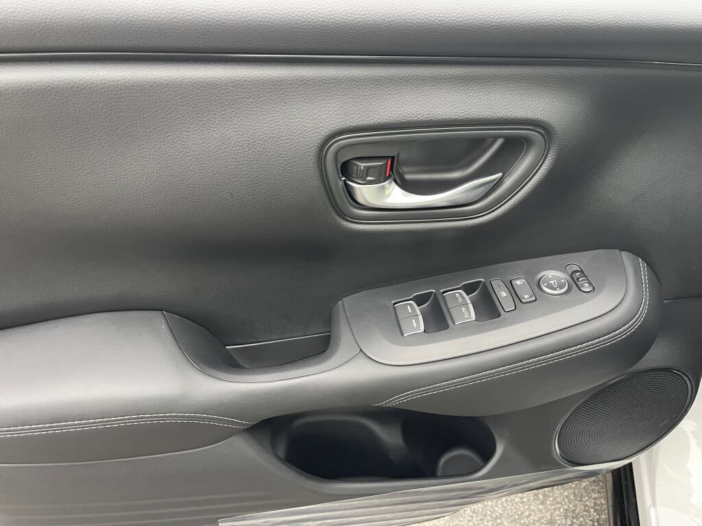 New 2027 Honda HR-V EX-L image 7