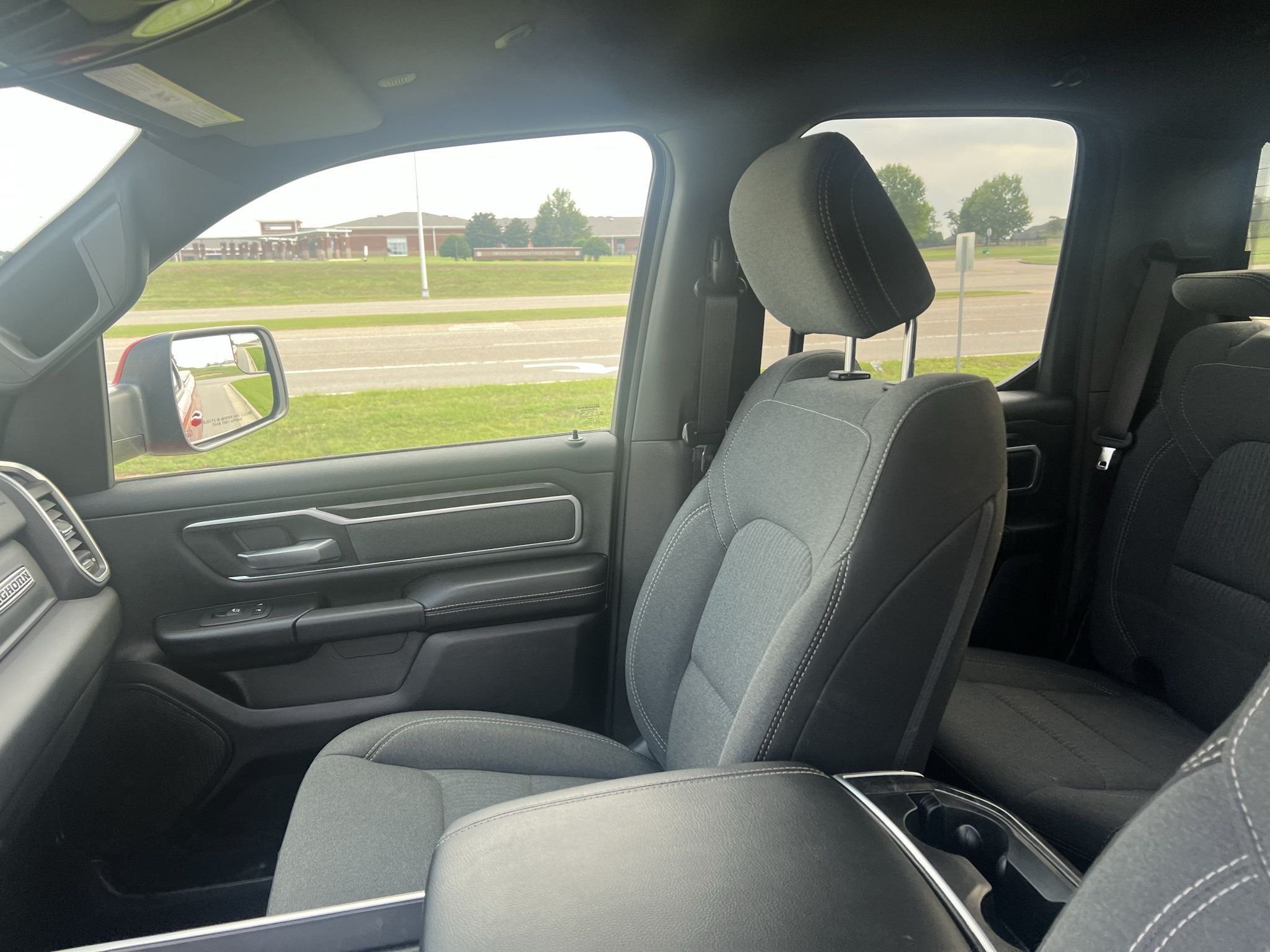 Used 2022 RAM 1500 Big Horn AWD/4WD image 22
