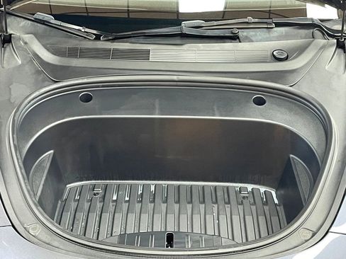 Used 2023 Tesla Model 3 Standard Range image 46