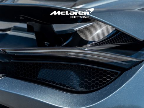 Used 2018 McLaren 720S Performance RWD image 31