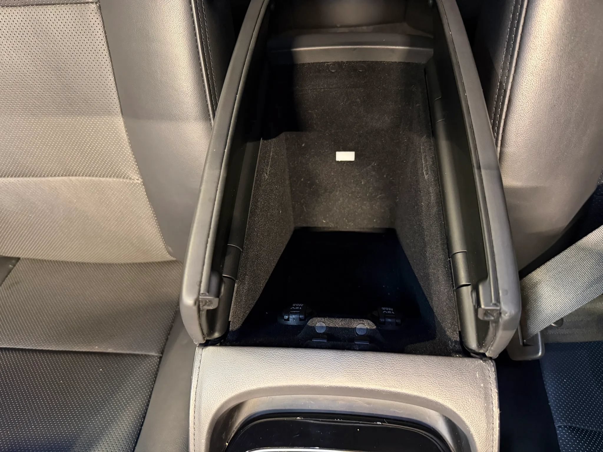 Used 2016 Hyundai Equus Ultimate RWD image 29