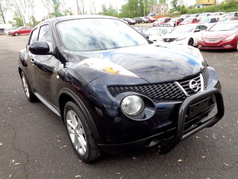 Used 2013 Nissan Juke S image 3
