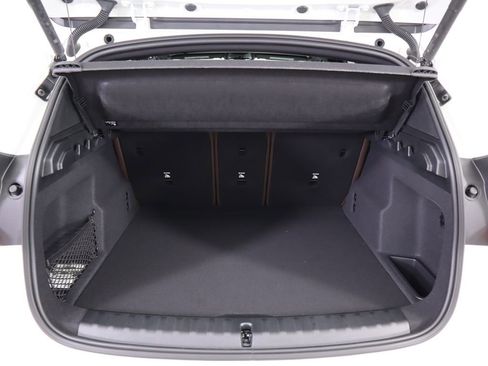 Used 2025 BMW X1 xDrive28i w/ Technology Package image 29