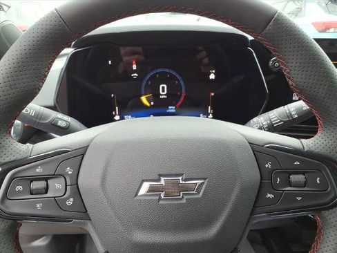 New 2026 Chevrolet Trax RS w/ Sunroof Package image 21
