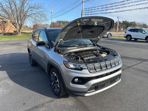 Used 2022 Jeep Compass Limited w/ Sun and Sound Group AWD/4WD image 30