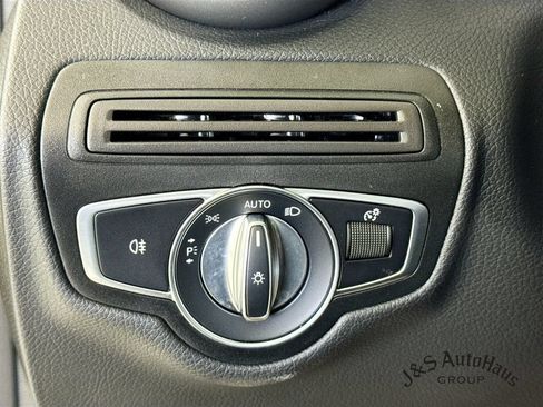 Used 2021 Mercedes-Benz GLC 63 AMG 4MATIC image 10
