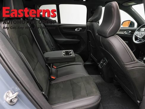 Used 2022 Volvo XC40 P8 Recharge Ultimate AWD/4WD image 23