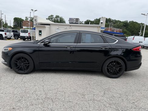 Used 2018 Ford Fusion Titanium AWD/4WD image 4