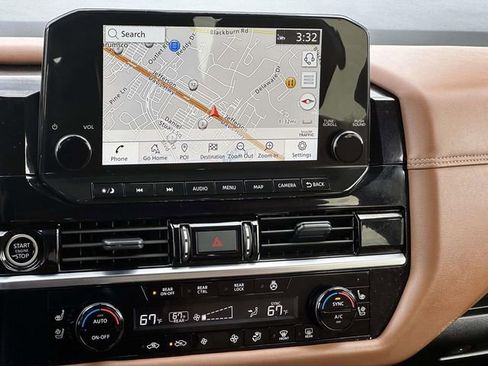 Used 2024 Nissan Pathfinder Platinum w/ Black Appearance Package image 20