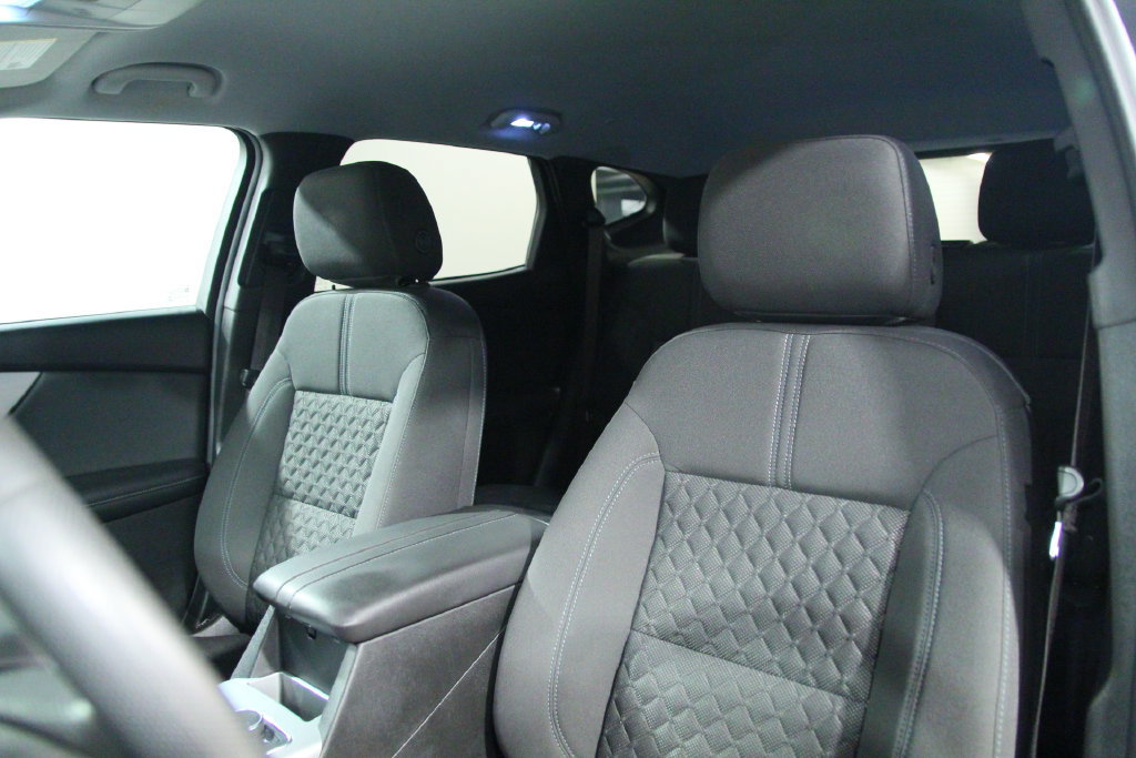 Used 2022 Chevrolet Blazer LT AWD/4WD image 6