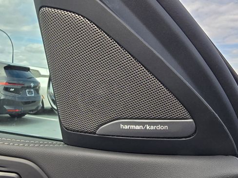 New 2026 BMW X6 M60i w/ Executive Package image 25